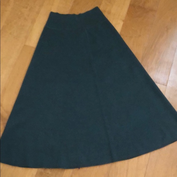 Uniqlo and Lemaire sweater and skirt set - Picture 3 of 4